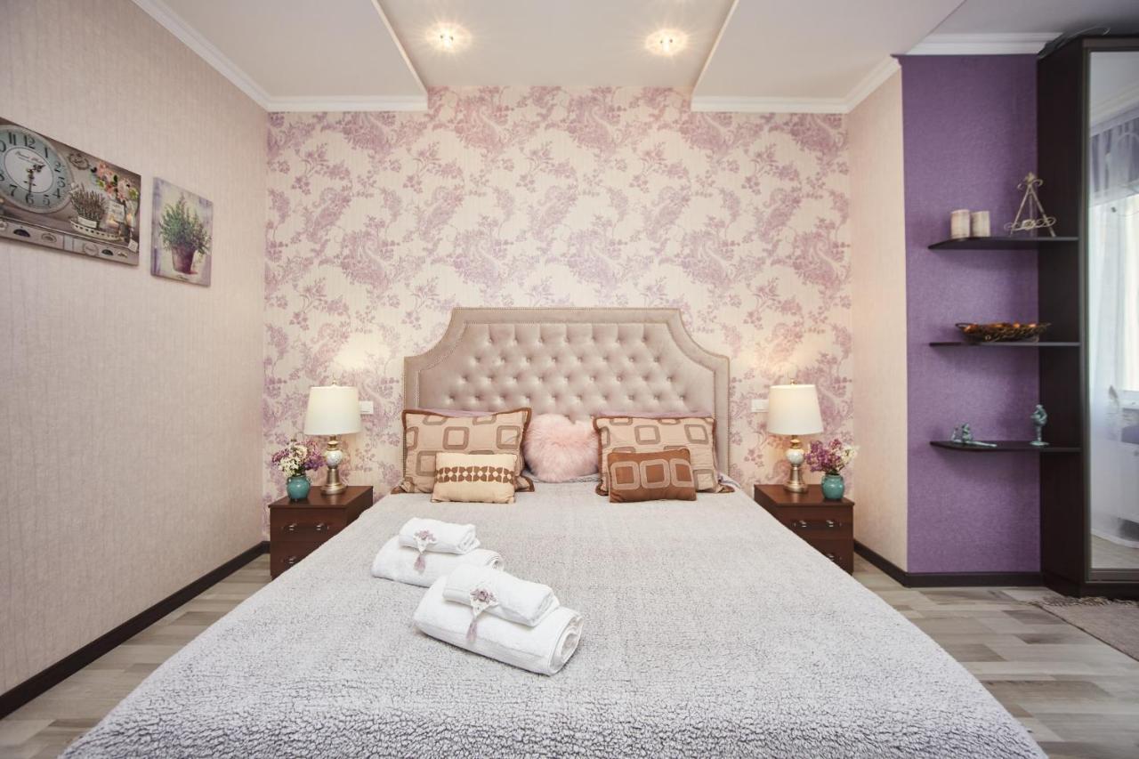 Purple Pearl On French Boulevard Apartment Oldenburg Bagian luar foto
