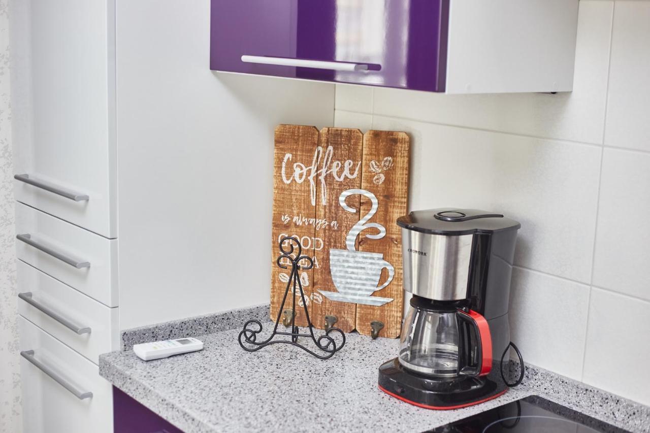 Purple Pearl On French Boulevard Apartment Oldenburg Bagian luar foto